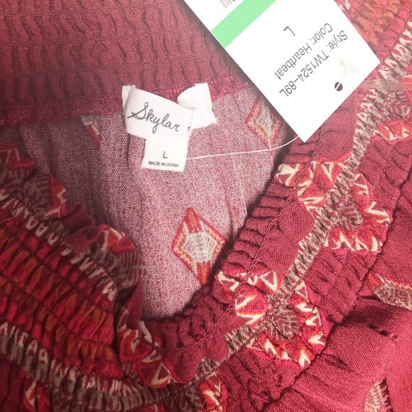 BNWT Skylar & Jade off the shoulder blouse - Picture 4 of 7